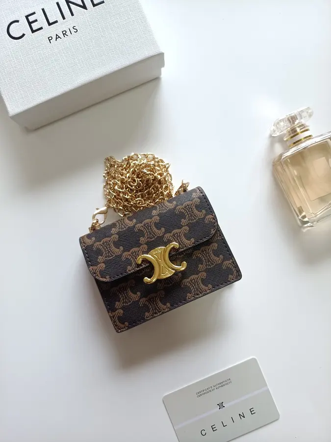 CELINE セリーヌ(CELINE) レディース カードケース コンパクト|757EF79B