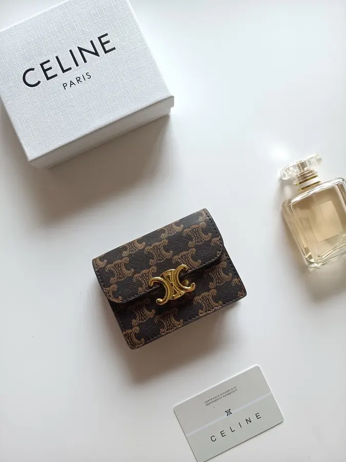 CELINE セリーヌ(CELINE) カードホルダー レディース スリム|E2693862